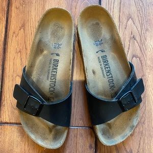 Great condition. Birkenstock slides. Size 36